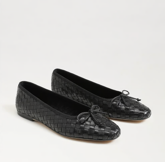 Sam Edelman Ruthie Woven Ballet Flat in black with two‑tone woven upper and rounded ballet silhouette.