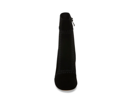 Silent D Story Boot