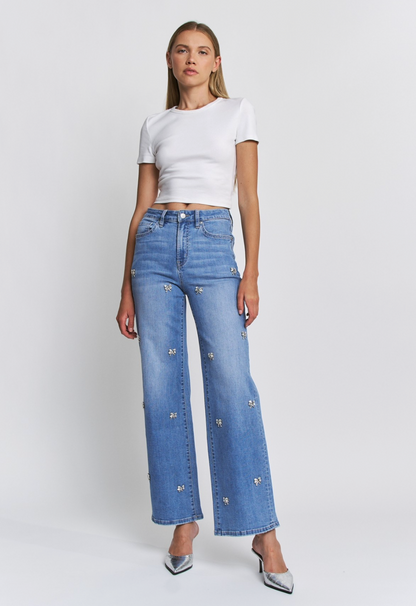 Wide‑leg embellished denim in Bluish Eyes wash with pearl‑like detailing and soft‑stretch fabric.