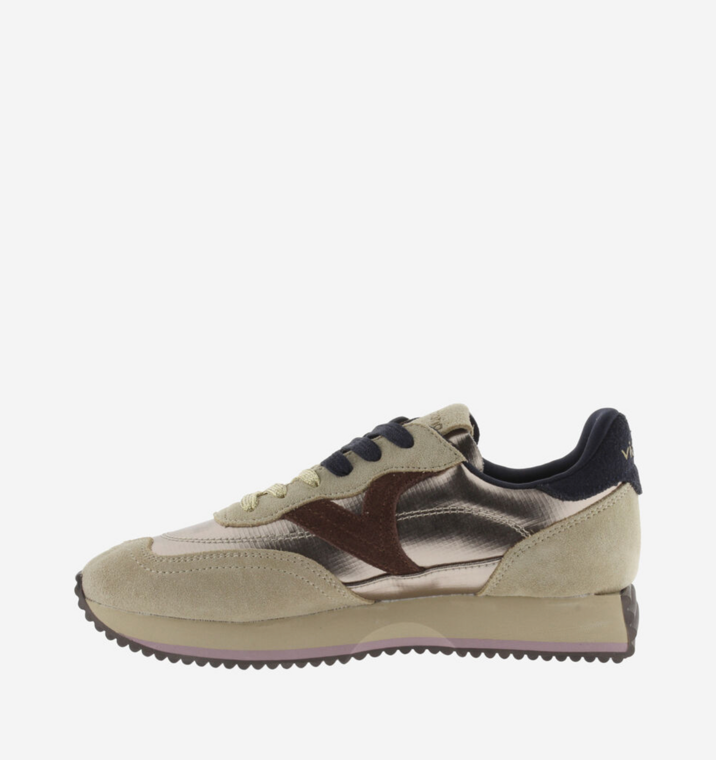 Victoria Cosmos Platino sneaker with soft metallic finish and streamlined profile.