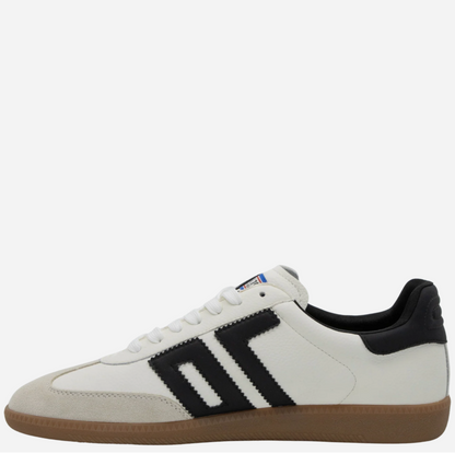 Back 70 Cloud 600 Sneaker