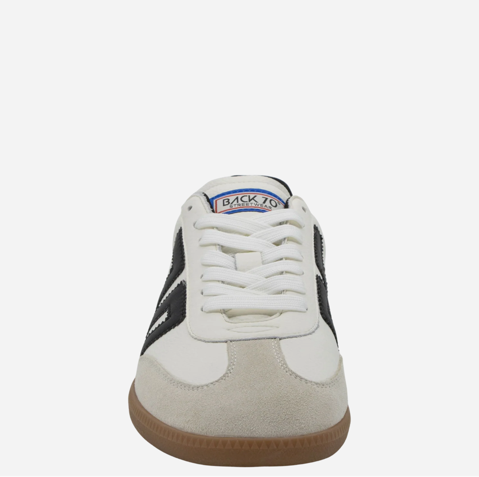 Back 70 Cloud 600 Sneaker