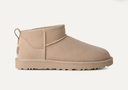 UGG® W Classic Ultra Mini Boot