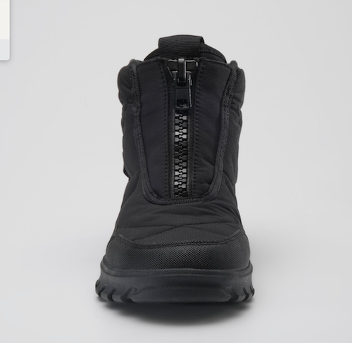 A Kamik Snowdon black mid-calf winter boot with a central zipper, shown from the front on a light gray background.