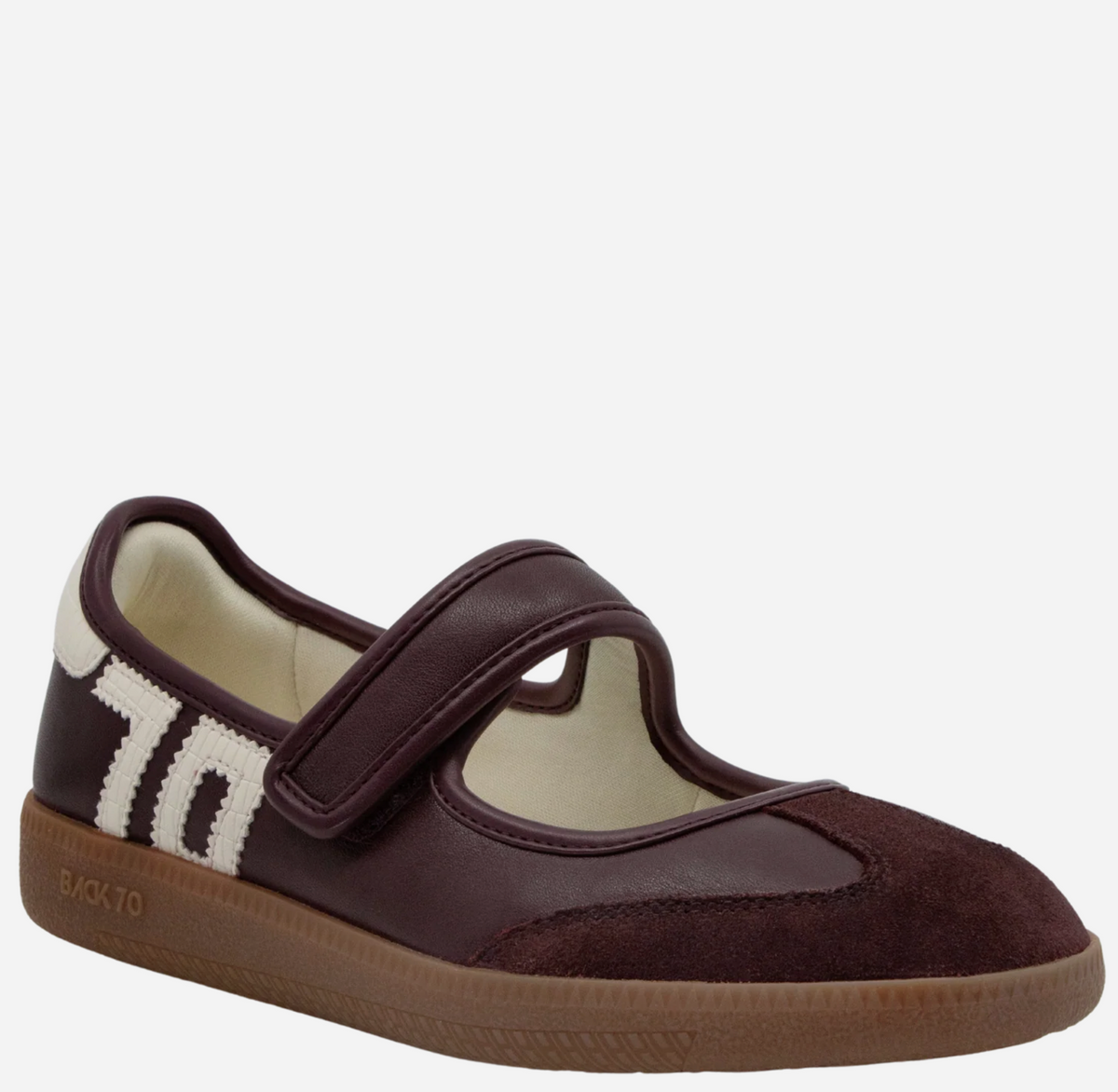 Back 70 Aya Sneaker