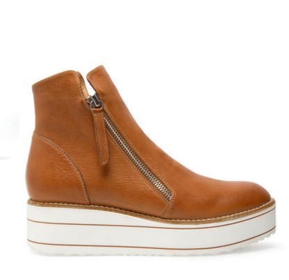 Silent D Nene Boot