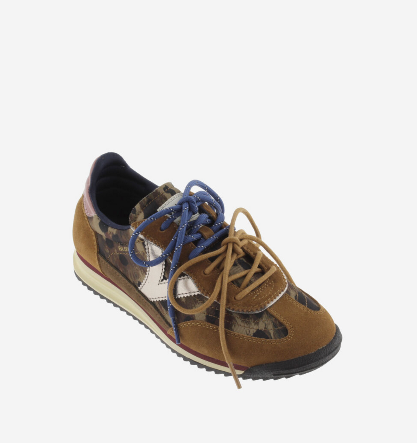 Victoria Saturno Sneaker in marron with nylon‑suede upper and retro runner silhouette.