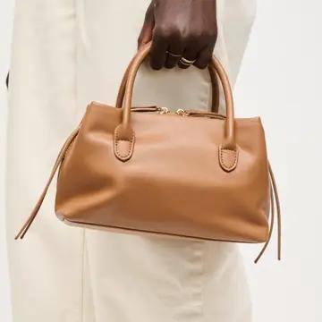 Logan Crossbody