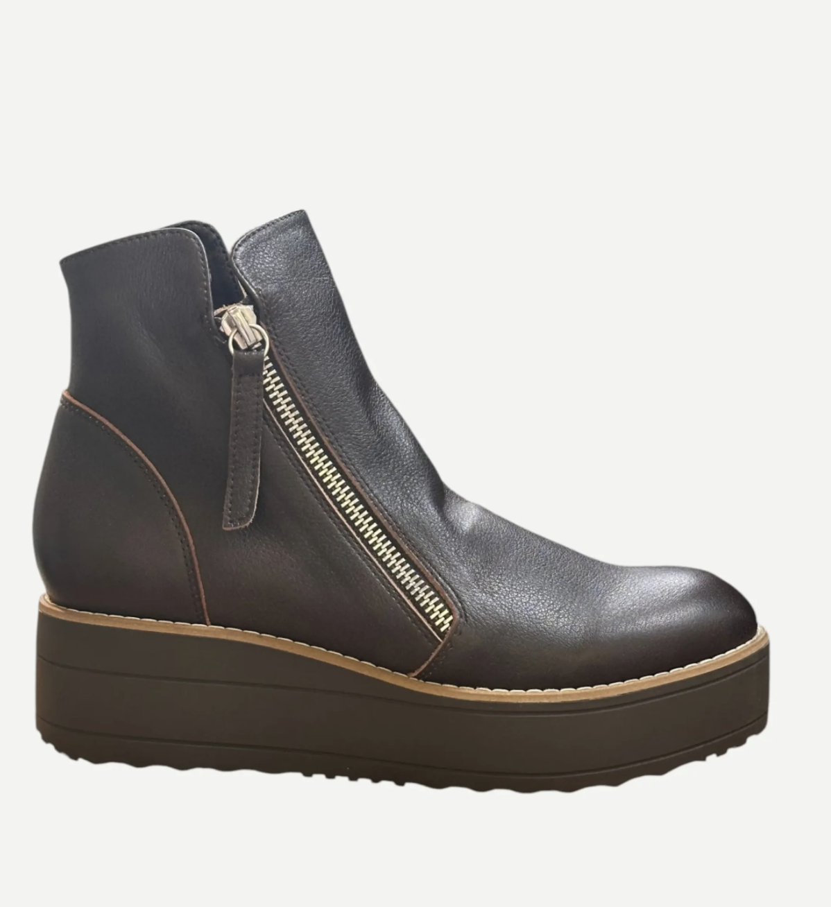 Silent D Nene Boot