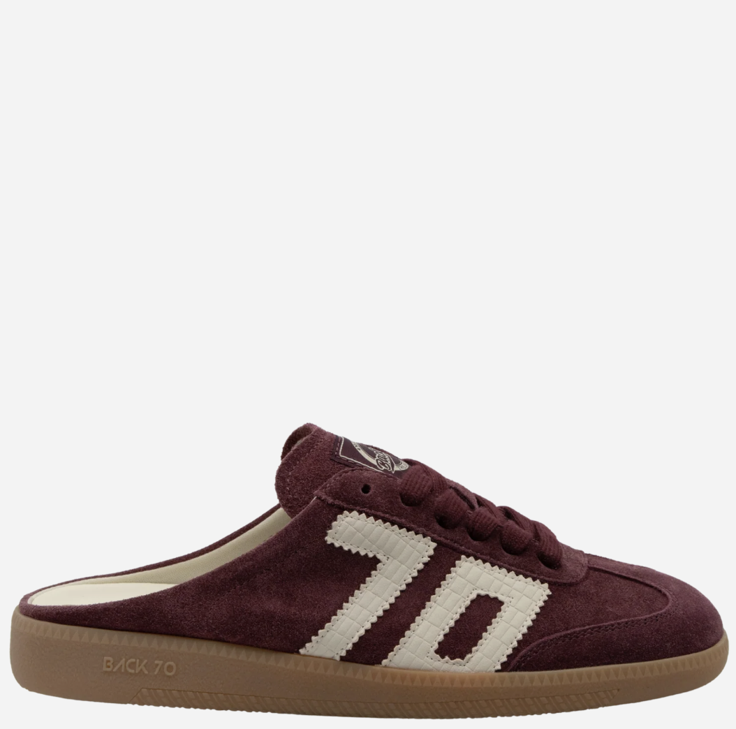 Back 70 Easter W26 Backless Sneaker in burgundy with knit upper, cushioned sole, and modern slip‑on silhouette.