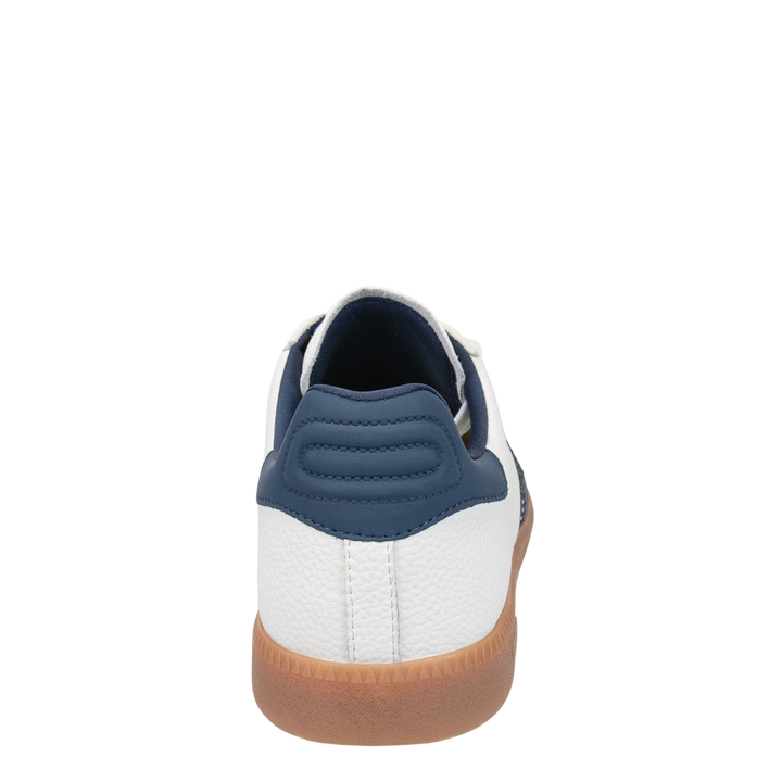 Back 70 Cloud 600 Sneaker