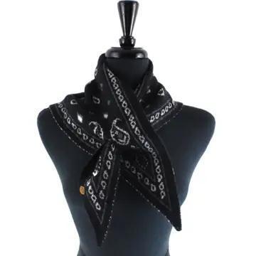 Pull Through Triangle Scarf