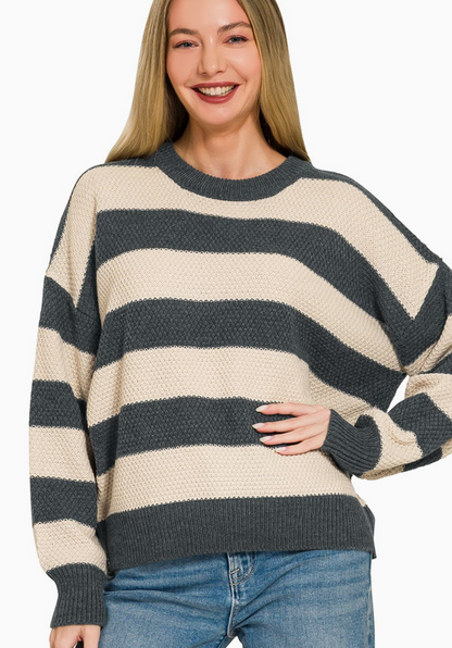 Striped crewneck sweater in dark green with a relaxed fit.