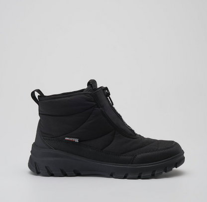 A Kamik Snowdon black mid-calf winter boot with a thick lug sole, shown in profile against a light gray background. A small 'Kamik' brand tag is visible on the side.