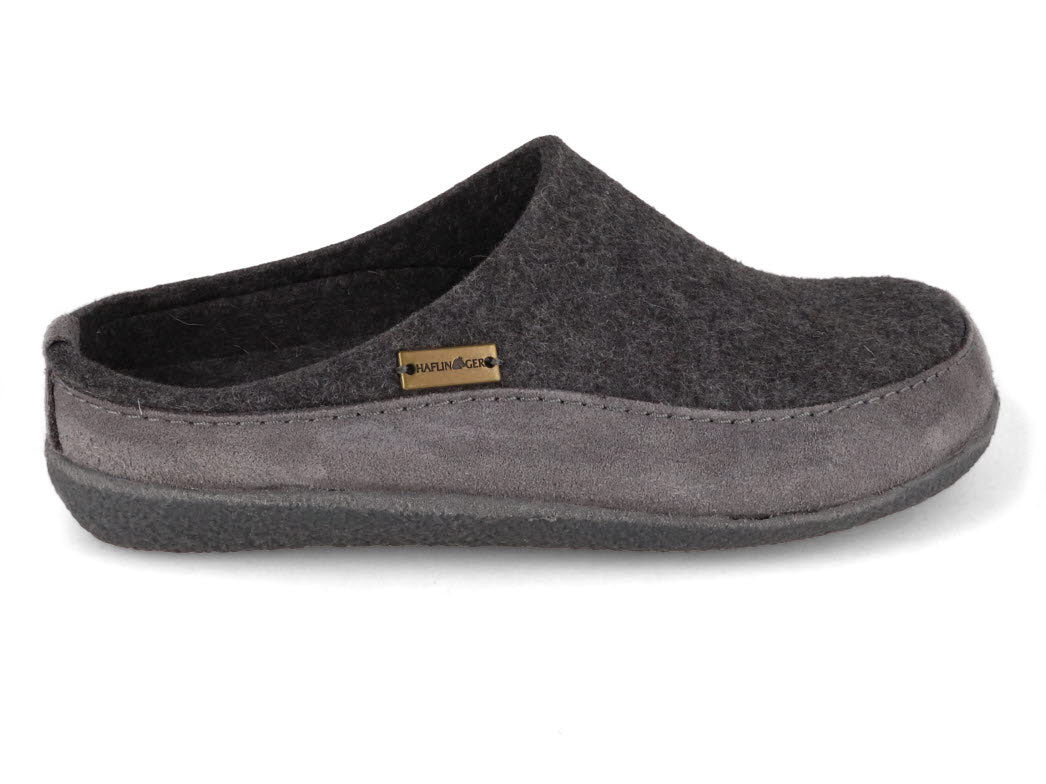 Grey wool‑felt Haflinger Skane slipper with contoured footbed and structured silhouette.