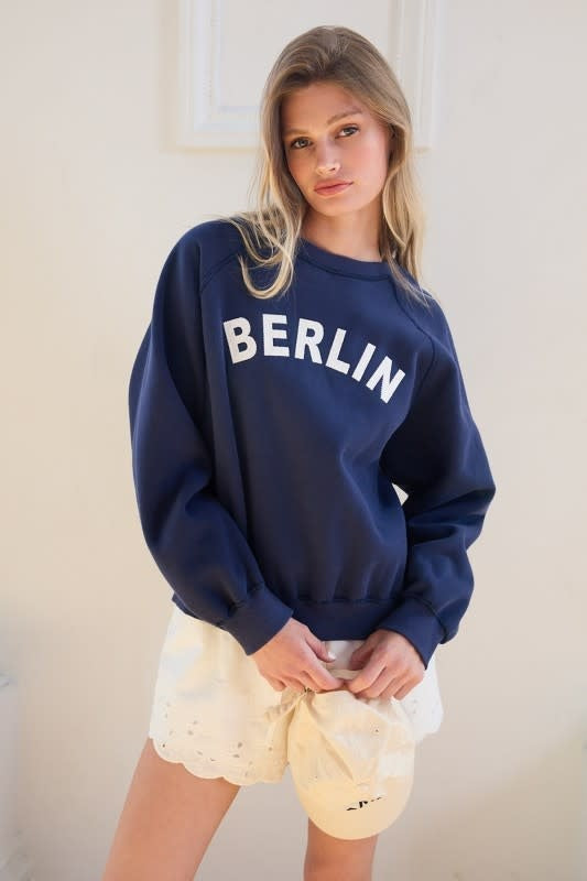 Raisonnel City Embroidered Fleece Sweatshirt