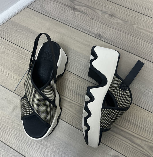 Sorel Kinetic Aura Slingback Sandal