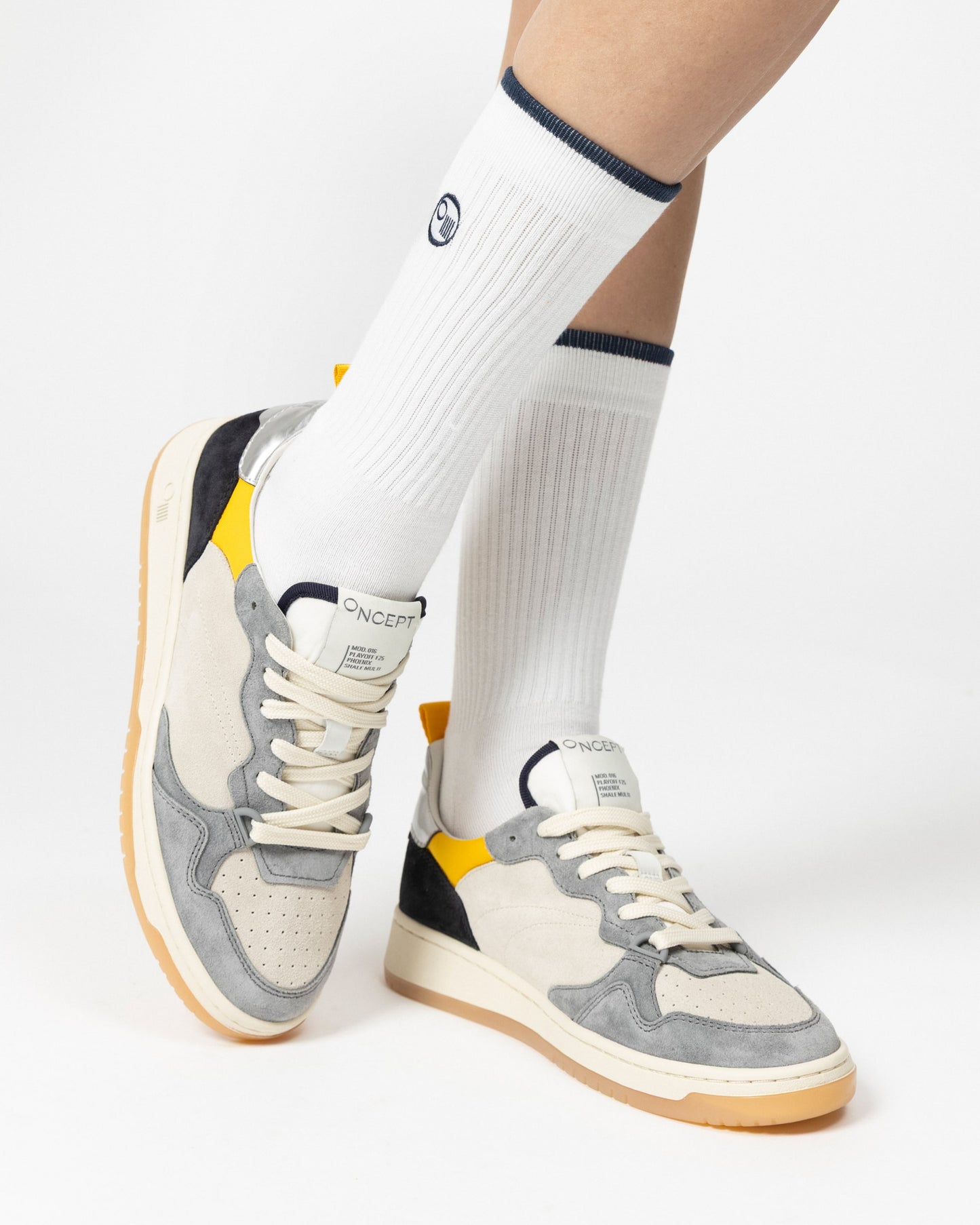 Oncept Phoenix Sneaker