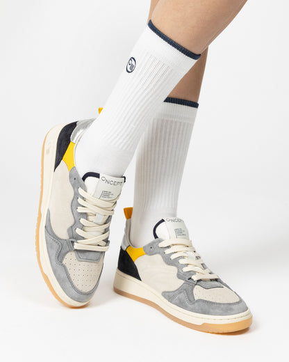 Oncept Phoenix Sneaker