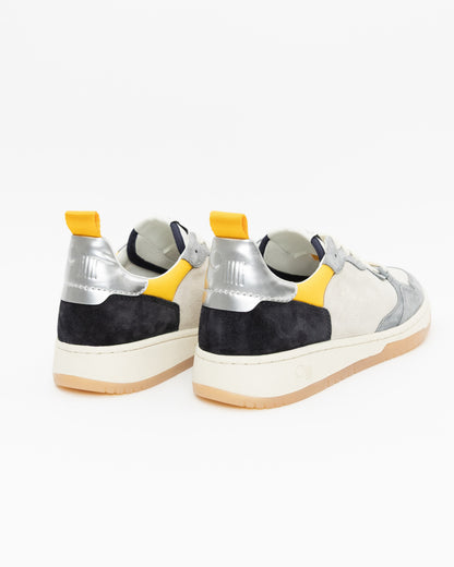 Oncept Phoenix Sneaker