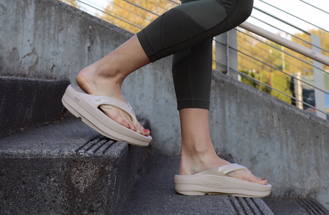Oofos OOmega Thong Sandal