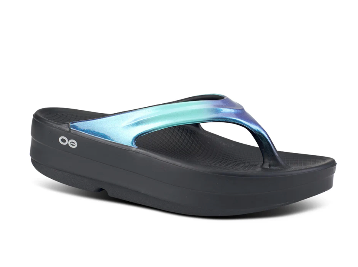 Oofos OOlala Luxe Sandal