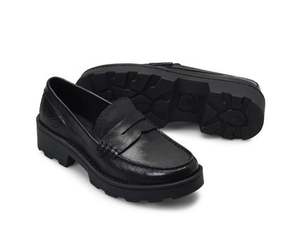 Born Carrera Loafer