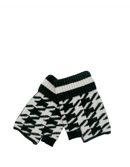 Mitchie's Matchings Houndstooth Glove