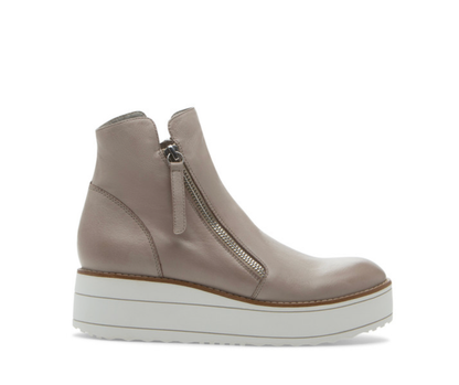 Silent D Nene Boot