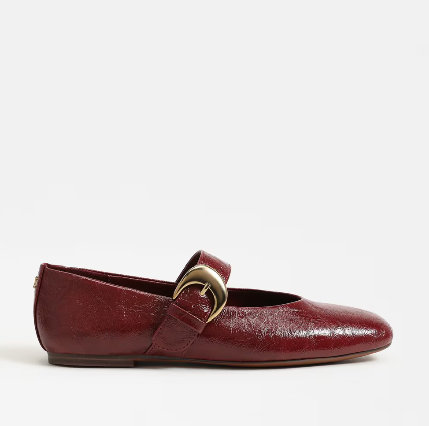 Circus Bella Flat