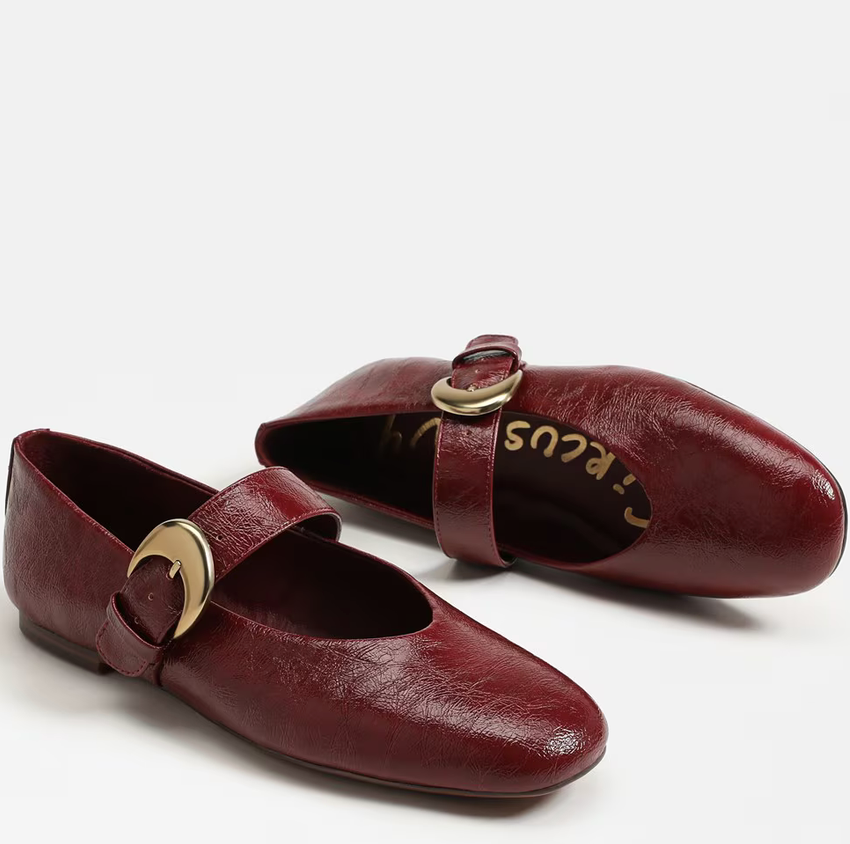 Circus Bella Flat