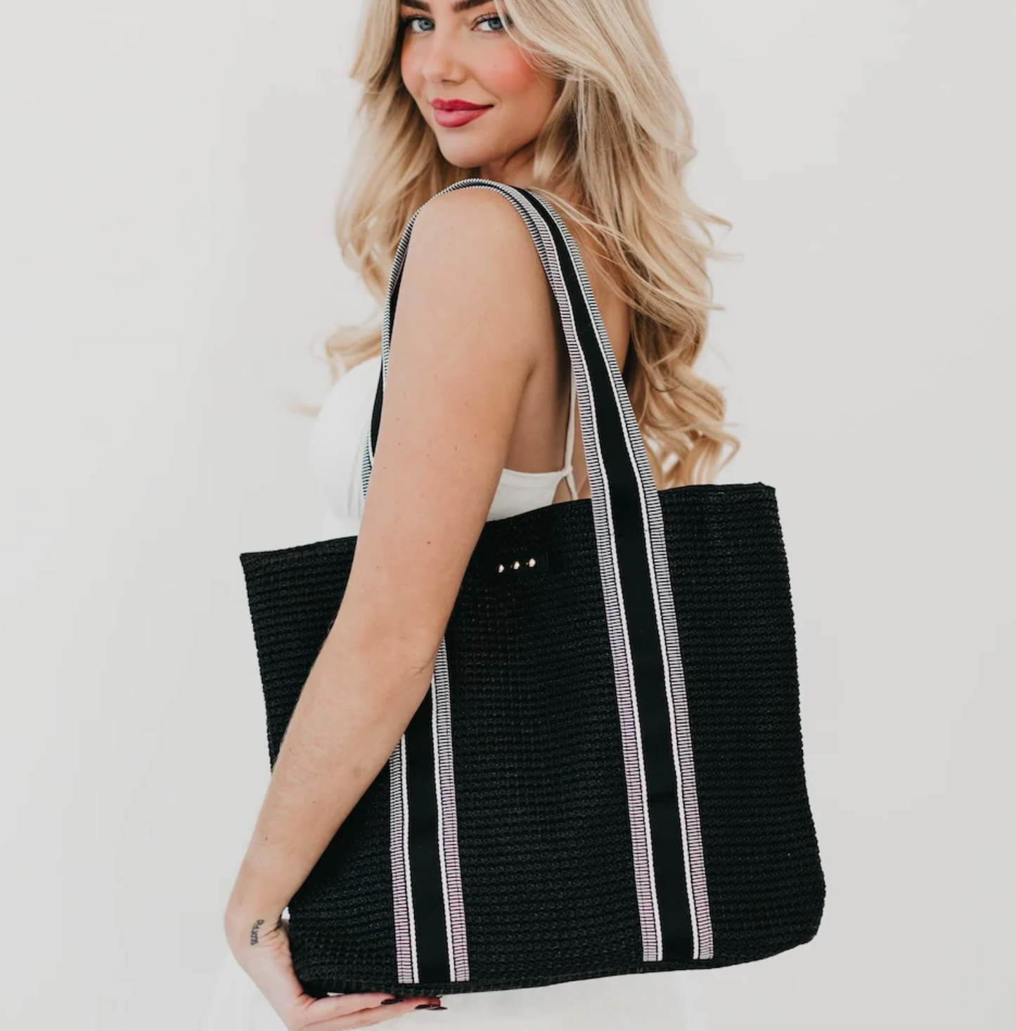 Pretty Simple Ruby Raffia Tote Bag