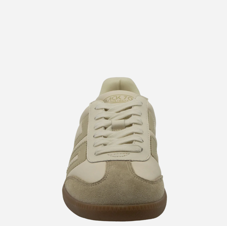 Back 70 Cloud D26 Sneaker