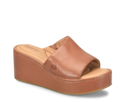 Born Shilo Wedge Sandal